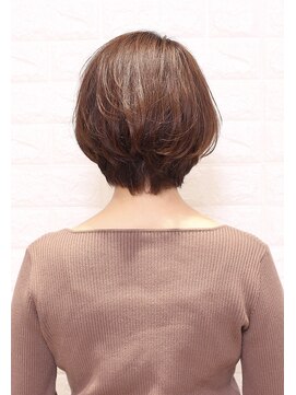 カグヤ ヘアーリンク 森小路店(華月 Hair L.I.N.C.) 大人ショート