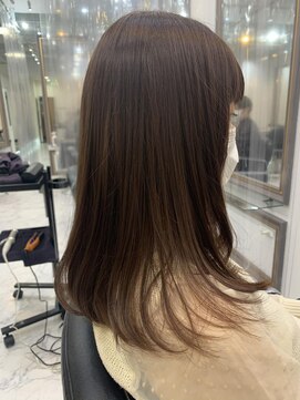 エスカーラ 表参道(THE ESCALA) ラベンダーベージュカラー【タビラマユミ】