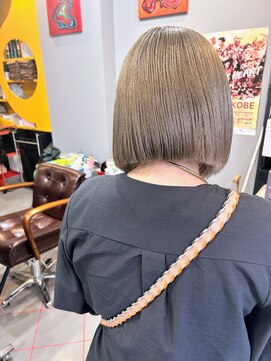 ダニーコウベ(Danny kobe) グレージュ