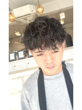 アンジュベイナハ (Ange Bay NAHA) メンズ×スパイラルパーマ