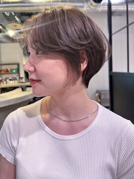 アイティーバイアルバム 八王子店(IT by ALBUM) ブラウンショート_ハッシュカットフルバング_ba476011