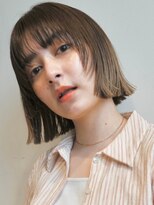 ノイカーム(noi Calm)&nbsp;顔周りレイヤーカットくびれヘアミルクティーベージュカラー