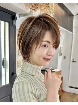 イオエ(ioe) デザインカラー/グランマッシュ/暗めカラー/ミディアムヘア