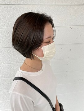 ブルーベイ(BLUE BAY) 髪質改善 ショートボブ インナーカラー 韓国風 前髪カット 小顔