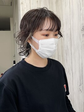 アラレ(ARARE) ウルフパーマ×イヤリングカラー