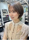 ☆顔周りカットハイライトストレート艶髪大人くびれショート