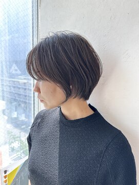トッカ ヘアアンドトリートメント 難波店 小顔似合わせカット愛されクールショート20代/30代40代50代/難波