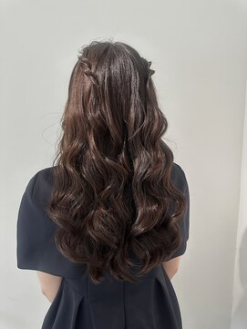 ミンクスオーバー(MINX OVER) 【ヘアセット】ツイン編み下ろし