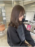 レイヤーカット×アッシュブラウン