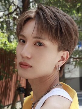 オーシャントーキョーウエスト 心斎橋 (OCEAN TOKYO WEST) 韓流シースルーセンターパートナチュラルダウンパーマ毛流れ