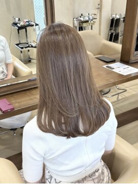 ザック ヴィ(ZACC  vie) レイヤーカット/ラテベージュ