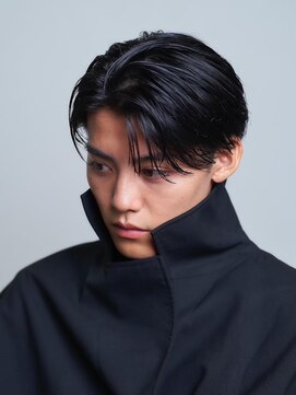 ワンズナゴヤ 名古屋栄店(ONE's NAGOYA) スペインカールスパイキーショートブルーブラックフェザーパーマ