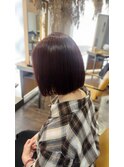 切りっぱなしボブ×カシスピンク