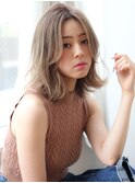 大人小顔艶髪金髪外ハネボブディホワイトブロンド美髪ハイライト