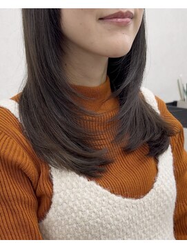 エルヘアメゾン(el. hair maison) どの長さでもフェイスレイヤー☆ダークベージュ
