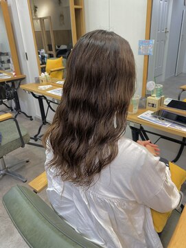 オッジバイケンジ(oggi by KENJE) パーマ/ロングパーマ/海外風パーマ/くるくるパーマ