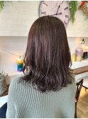 透明感ブラウン×外ハネミディ