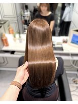 エクラート セントラル 赤坂(ECLART CENTRAL)&nbsp;赤坂　髪質改善　縮毛矯正　レイヤーカット