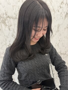 ソーバイスターク(THOR by stark) レイヤーカット/ワンカール/ワンカールレイヤー/姫路レイヤー