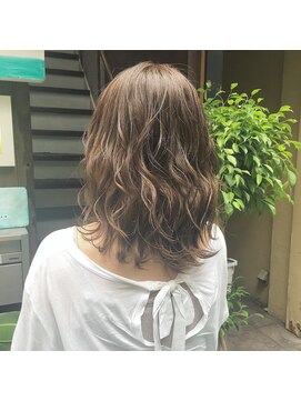 ラレイ(Lalei) ＊ハニーヘアくびれミディ