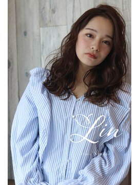 リン(Lin) ゆるふわレイヤースタイル