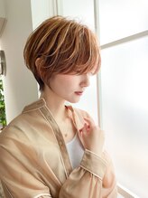 月のヒ HPBeauty Hair Collection 2024スタイル350選出[大人ショート]