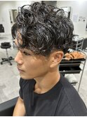 メンズマッシュセンターパートスパイラルパーマニュアンスパーマ