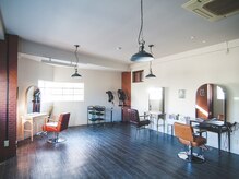 ヘアースタジオロジコ(Hairstudio Lozico)
