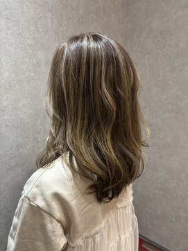 VAN COUNCIL 福井開発店(ヴァンカウンシル) 白髪ぼかし×ハイライト