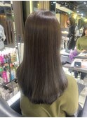 オリーブベージュ、ロングヘア