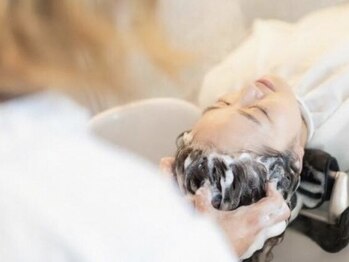 ヘアズ テッペン(hairs TEPPEN)の写真/マンツーマンサロンの為、人目を気にせずリラックス♪エイジングケアに特化したメニューが豊富☆
