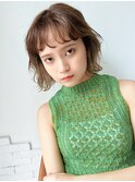 パールベージュ×レイヤーボブ