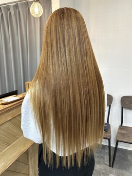 リベストバイジェービー 稲毛(li best. byjb) ホワイトグレージュ/チェリーブラウン/ミニウルフ[稲毛/稲毛駅]