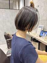 トマト(TOMTO)&nbsp;【RYOHEI】ショートボブ_オリーブベージュ_グレージュカラー