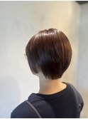 丸みショート × 艶ブラウン