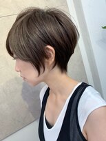 アヴァロン(AVALON) 30、40代にオススメ☆イルミナカラー×絶壁解消ショート