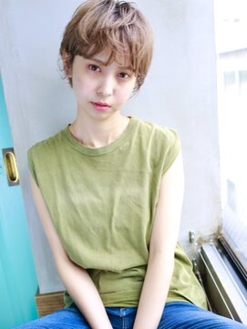 バース(BIRTH) 天神【BIRTH】コンパクトショート×ベージュカラー