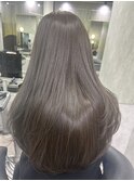 ツヤ髪グレージュカラー×ロングレイヤーカット【CHICA】