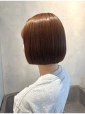 オレンジベージュ切りっぱなしボブ