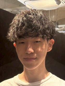 カウンター(COUNTER) メンズマッシュ/ツイストスパイラルパーマ【￥14000】