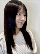 レヴ(Rev)&nbsp;黒髪ストレートロングレイヤーミディアム髪質改善ストレートヘア