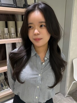 キートス(Kiitos) 【柔らか質感◎胸上レングスのナチュラルレイヤー】