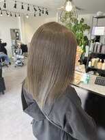 ファン(FAN)&nbsp;ヘーゼルベージュ