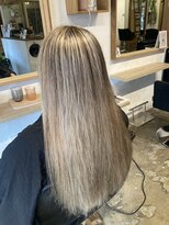 hair&relax salon UMI アッシュブロンドバレイヤージュ