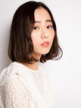 グランシュ 青葉台店(GranCieux) ふんわり毛先パーマ×センターパート×黒髪フェミニンボブ
