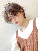 大人カジュアルショートスタイル_ネオウルフ外ハネボブ_36651