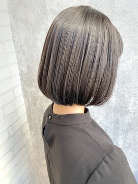 ジーナ 新宿(Zina) シルバーベージュ