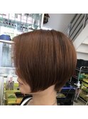 ショートボブ