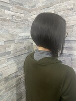 ヴィソップ(V.S.O.P)&nbsp;40代大人女性の前下がりボブ（横）