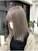 ブリーチハイトーンカラーツヤ髪スタイル透明感ボブ